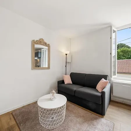 La Vie En Rose, Calme, 5min Du Centre,parking Facile *