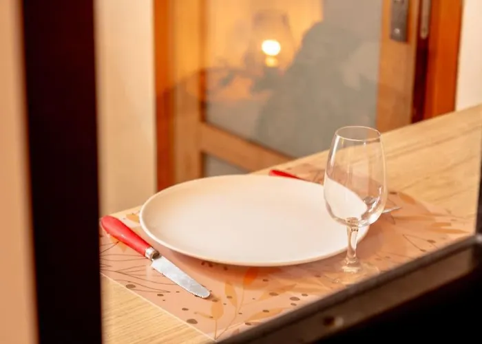 La Vie En Rose, Calme, 5min Du Centre,parking Facile Appartement *