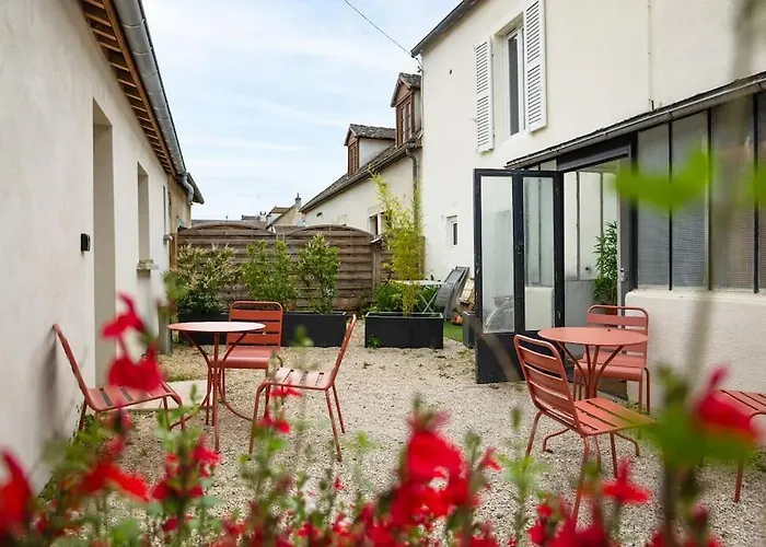 Apartment La Vie En Rose, Calme, 5min Du Centre,parking Facile